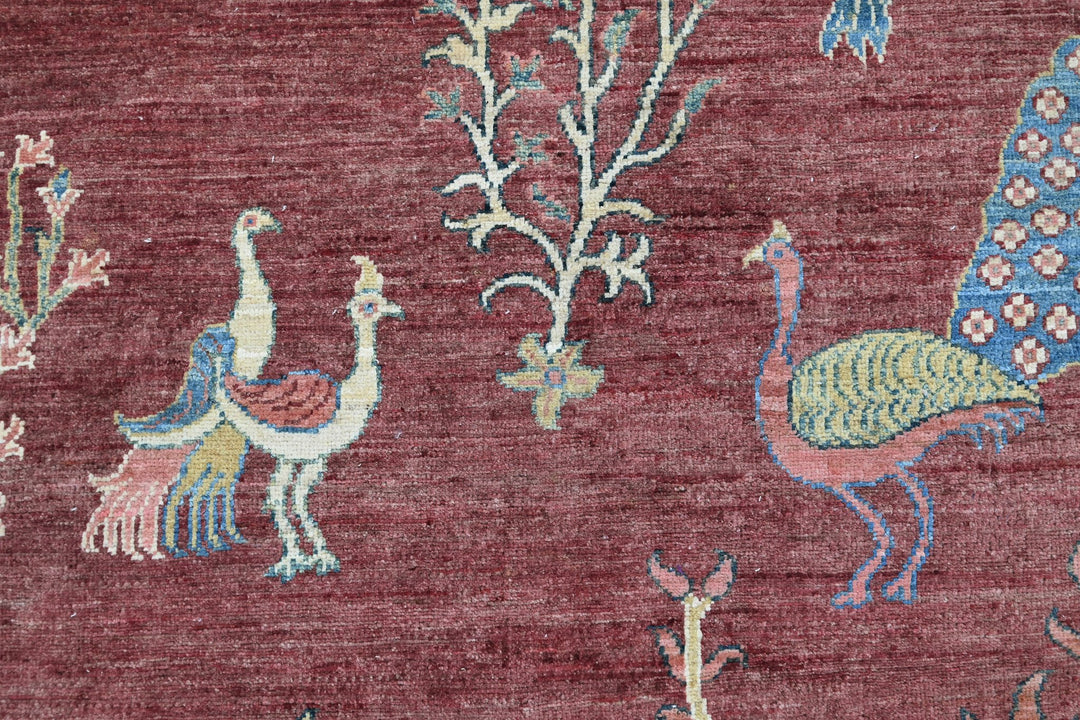 red Accent rug 4' 1" x 5' 10"