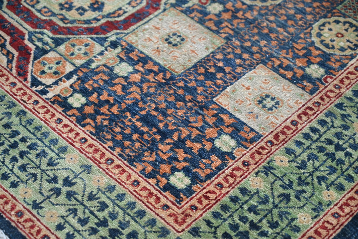 blue Medium rug 5' 0" x 6' 5"
