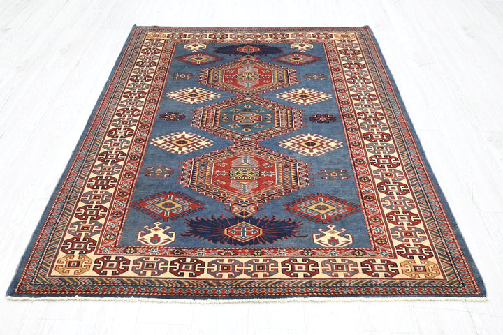 blue Accent rug 4' 6" x 5' 10"