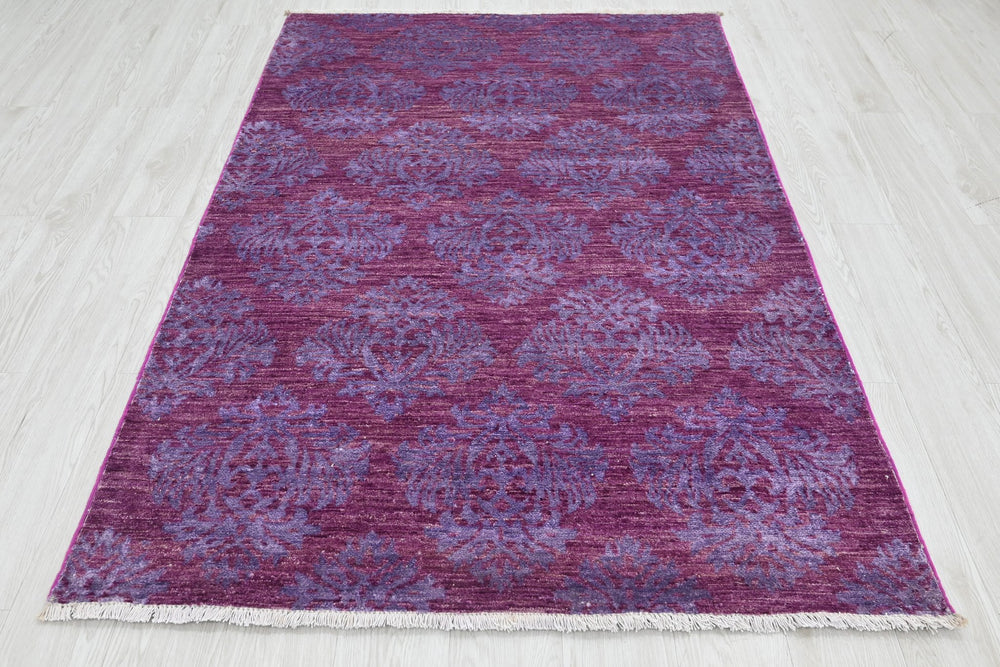 purple Accent rug 4' 1" x 6' 3"
