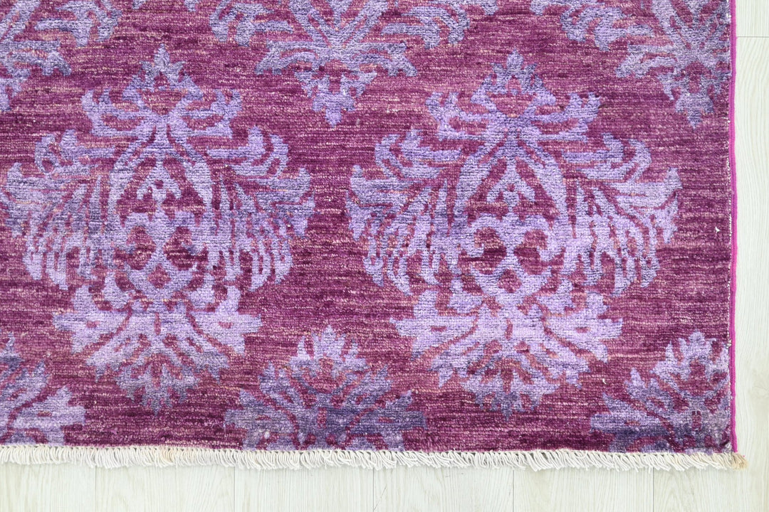 purple Accent rug 4' 1" x 6' 3"