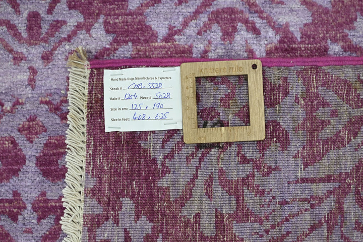purple Accent rug 4' 1" x 6' 3"
