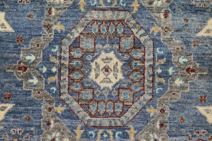 blue Accent rug 2' 8" x 4' 1"