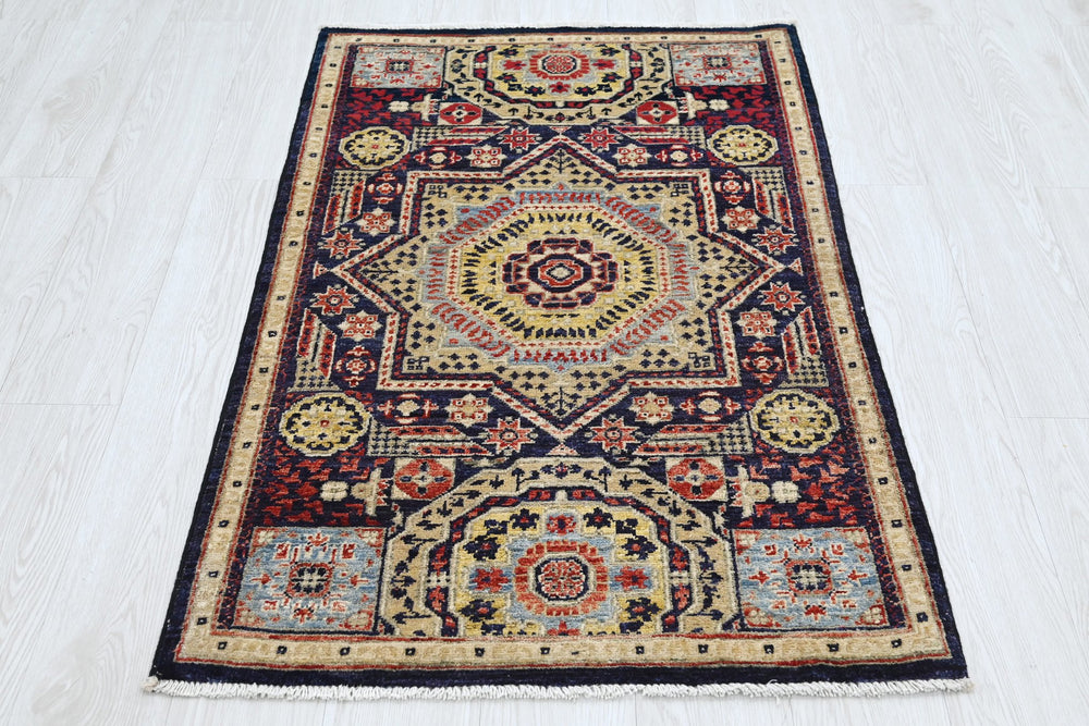 blue Accent rug 2' 8" x 4' 1"