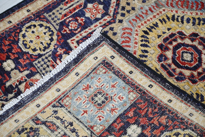 blue Accent rug 2' 8" x 4' 1"