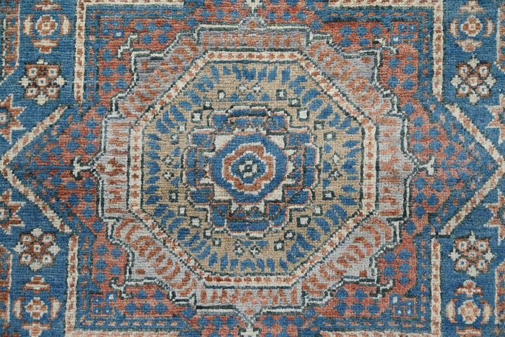 blue Accent rug 2' 9" x 4' 4"