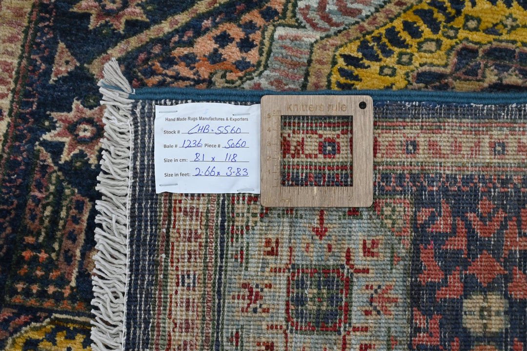 blue Accent rug 2' 8" x 3' 10"