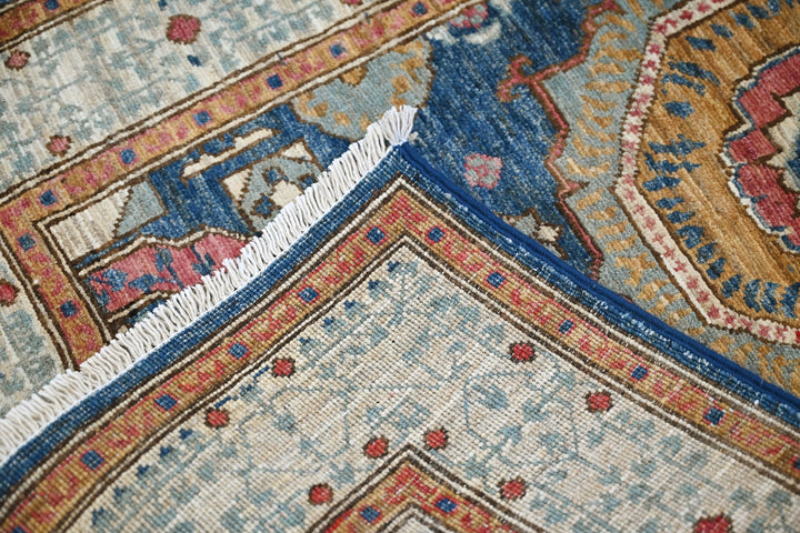blue Accent rug 2' 9" x 4' 4"