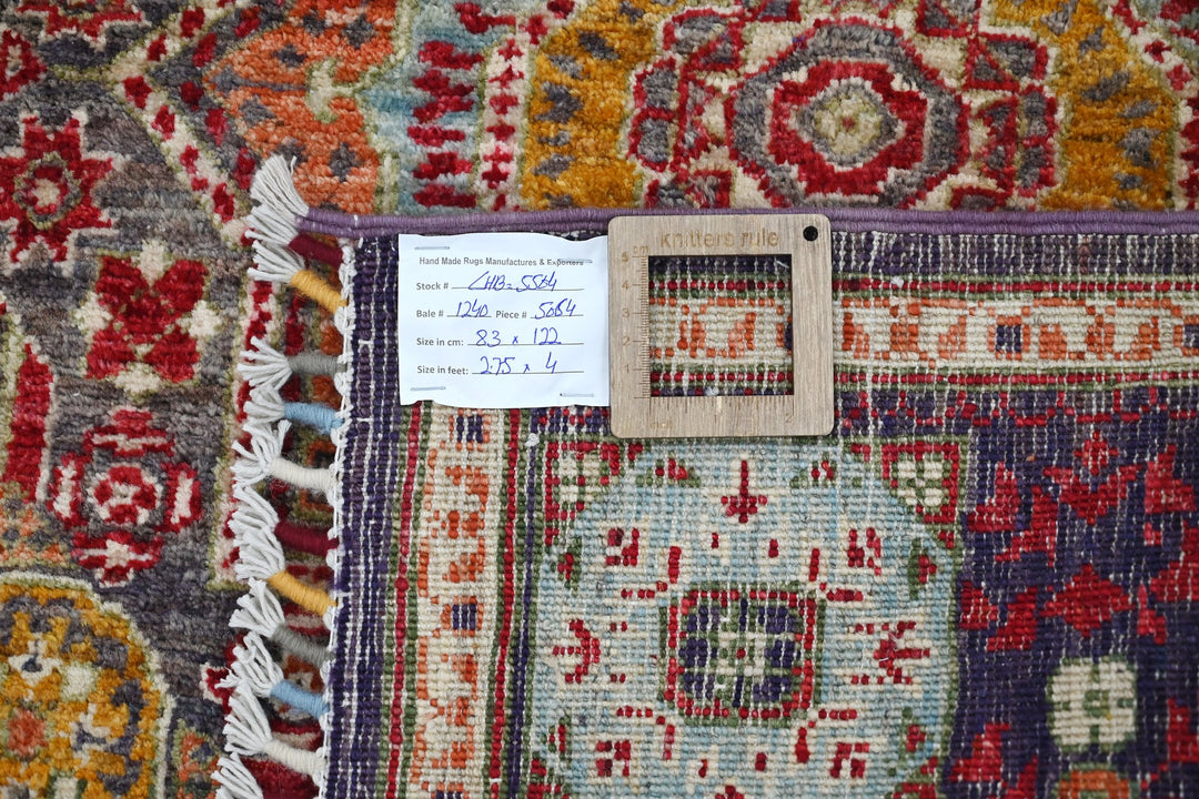 purple Accent rug 2' 9" x 4' 0"