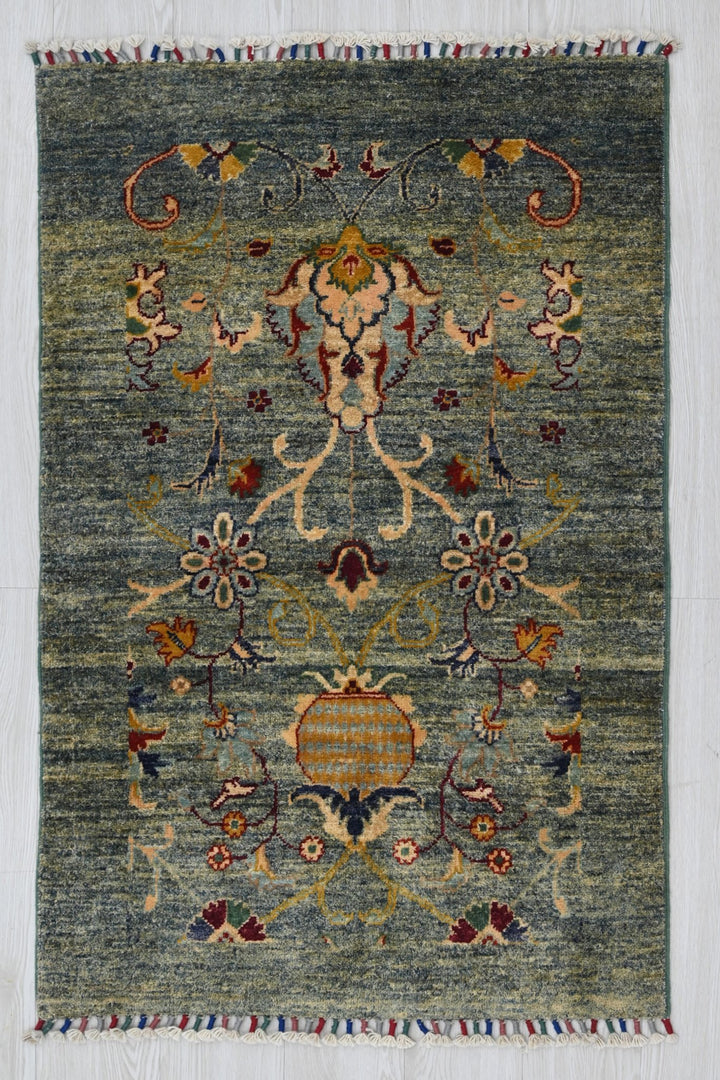 blue Accent rug 2' 7" x 4' 2"
