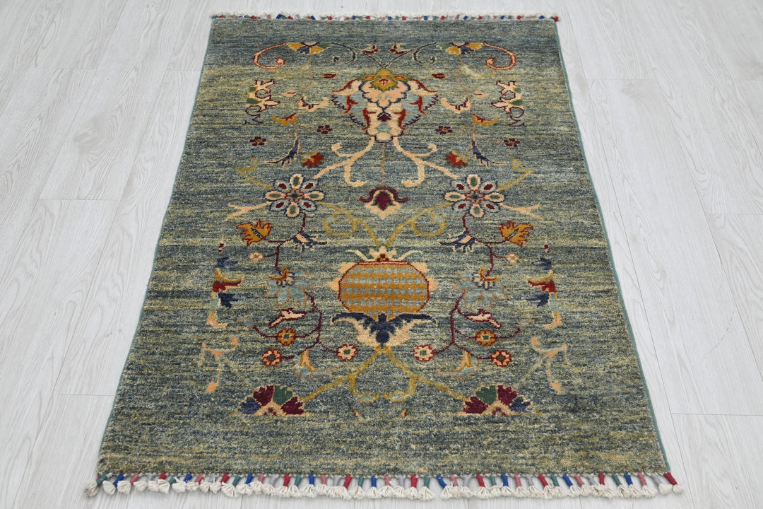 blue Accent rug 2' 7" x 4' 2"