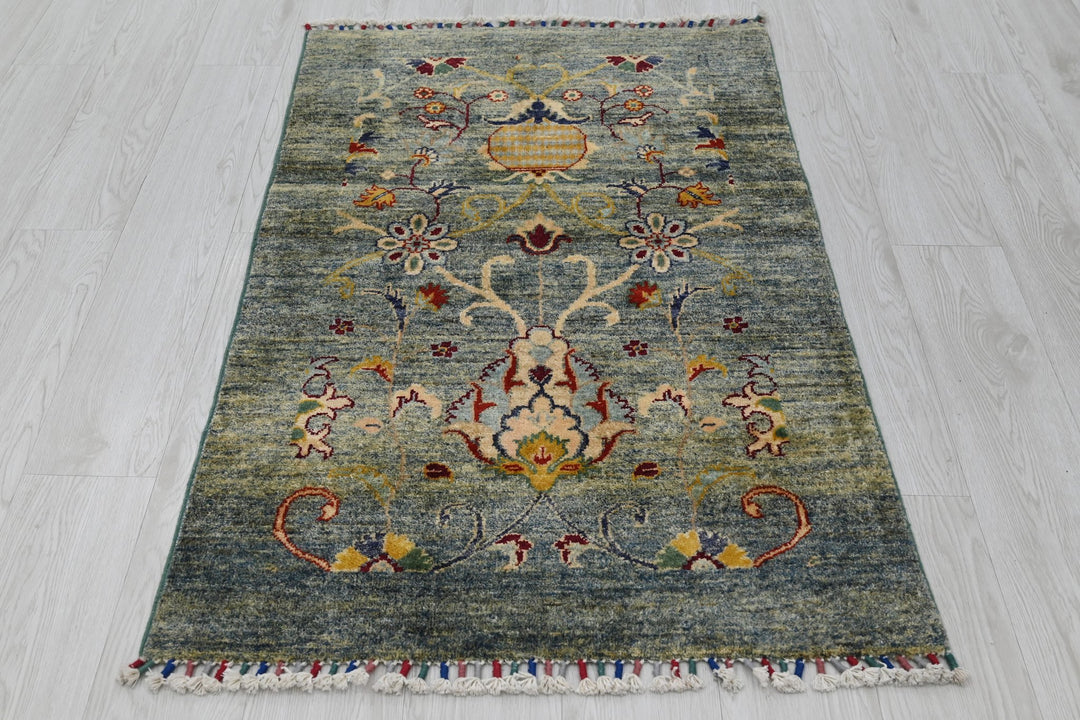 blue Accent rug 2' 7" x 4' 2"