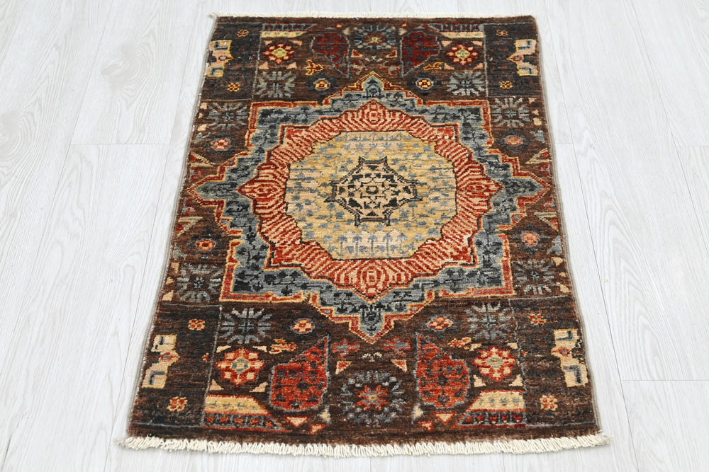 brown Mini rug 1' 10" x 3' 0"