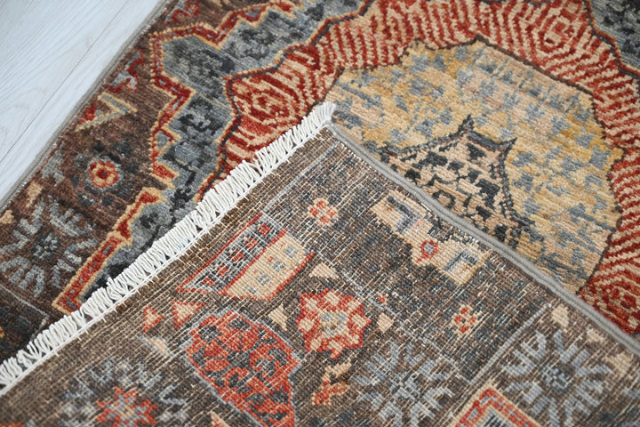 brown Mini rug 1' 10" x 3' 0"