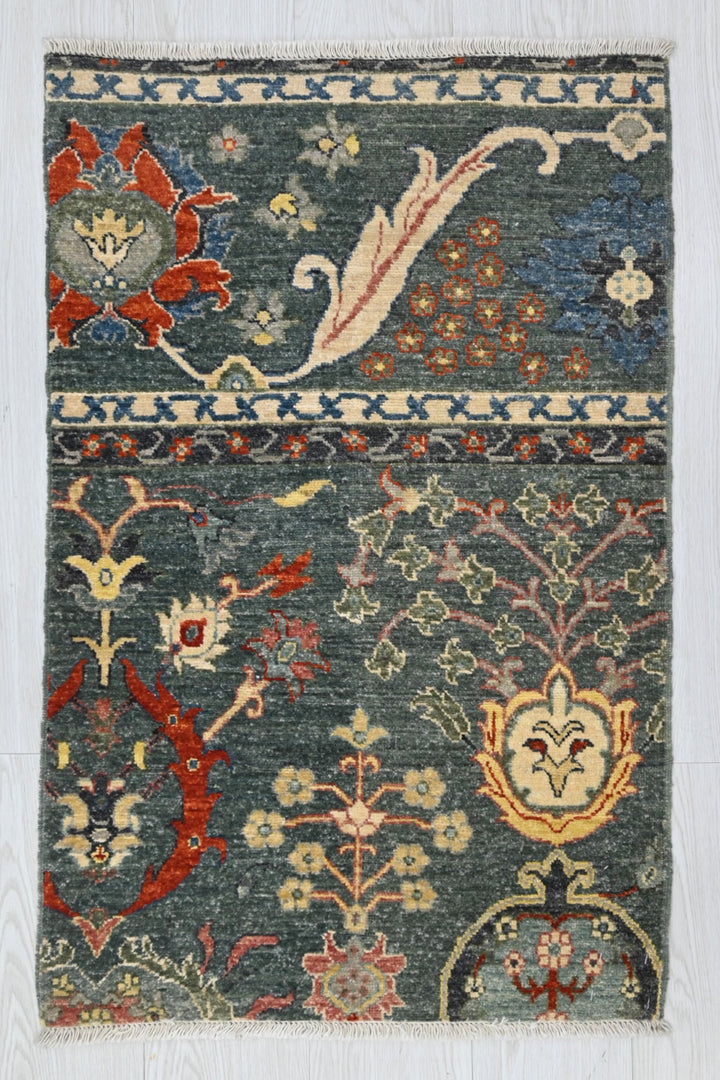 green Mini rug 1' 11" x 3' 1"