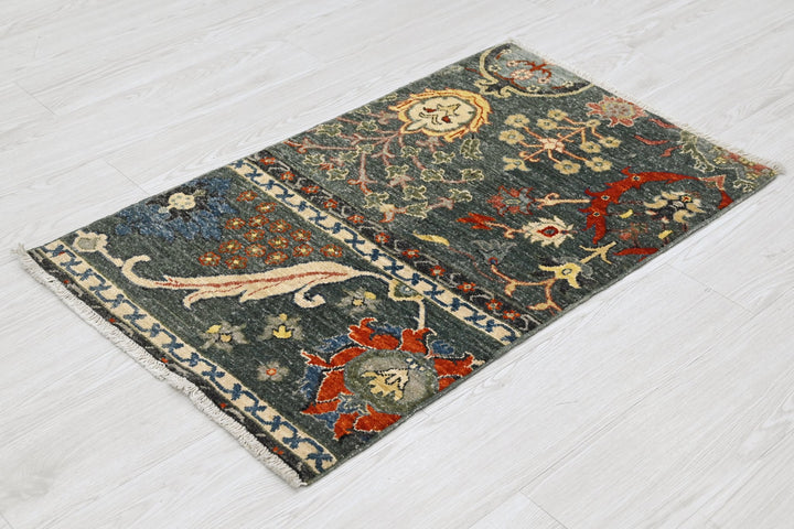 green Mini rug 1' 11" x 3' 1"