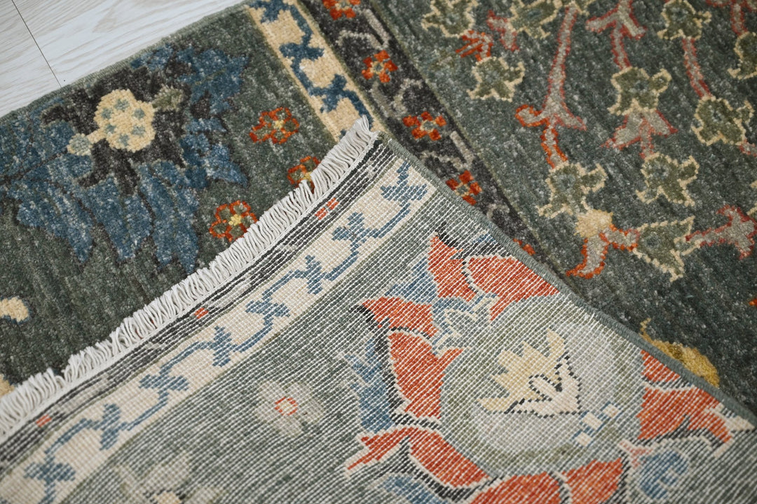 green Mini rug 1' 11" x 3' 1"