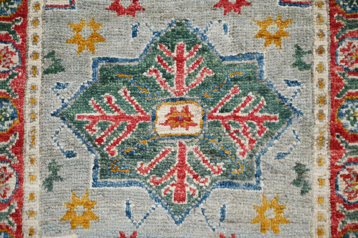 gray Mini rug 1' 10" x 2' 7"