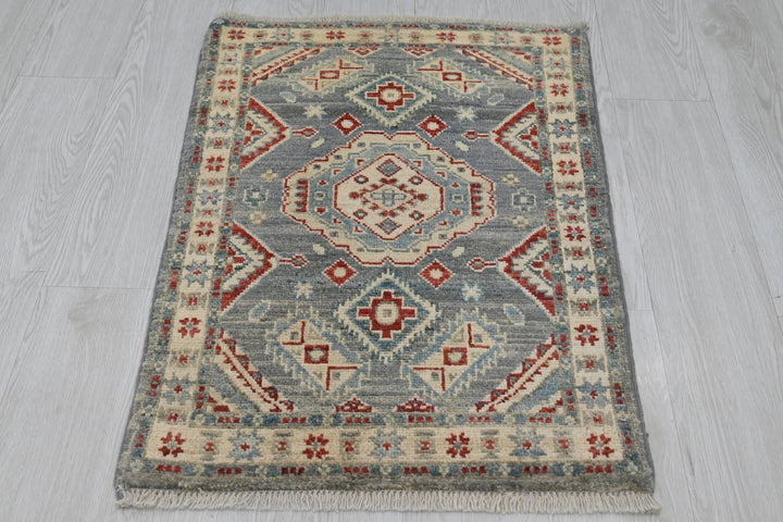 gray Mini rug 2' 0" x 3' 0"