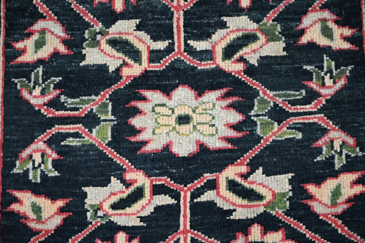 black Mini rug 2' 0" x 2' 8"