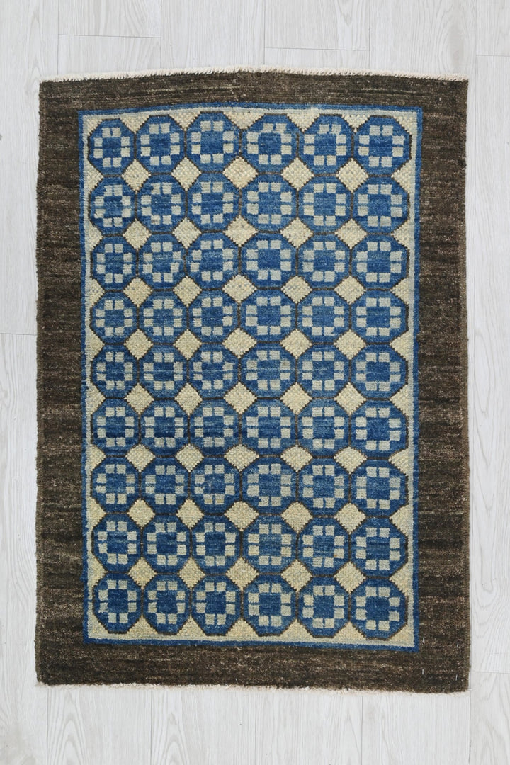 brown Mini rug 2' 0" x 3' 0"