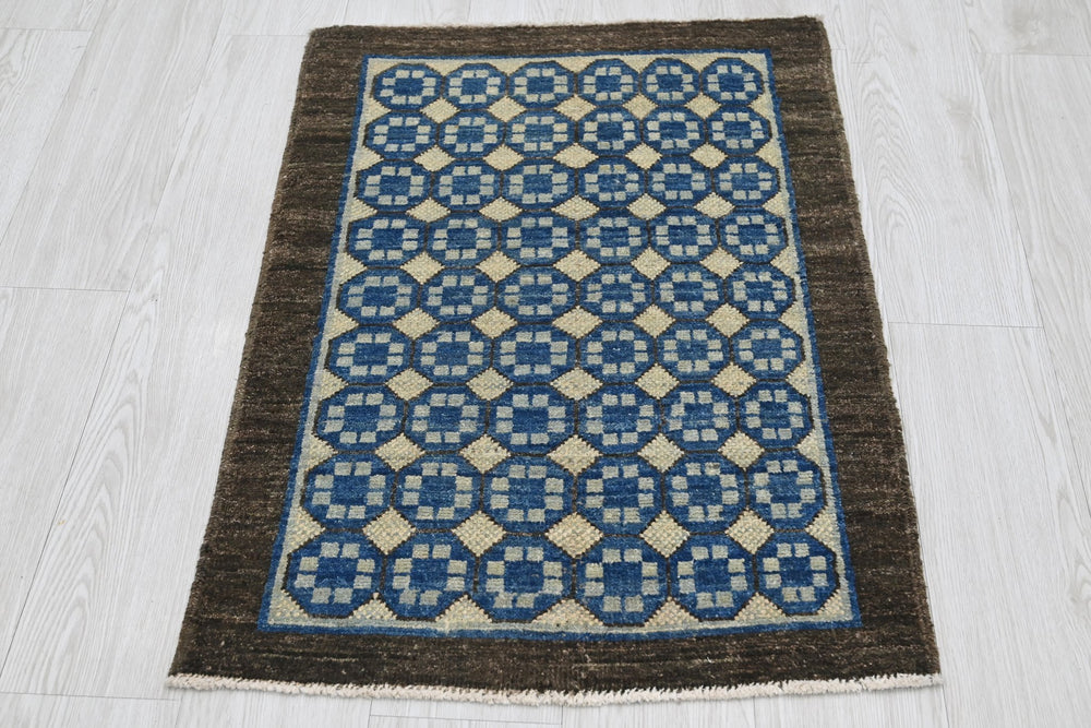 brown Mini rug 2' 0" x 3' 0"