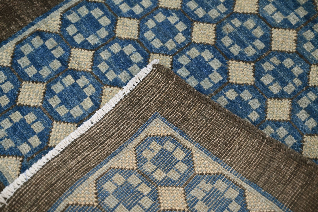 brown Mini rug 2' 0" x 3' 0"