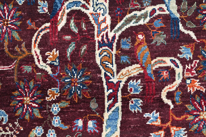 red Accent rug 3' 9" x 5' 10"