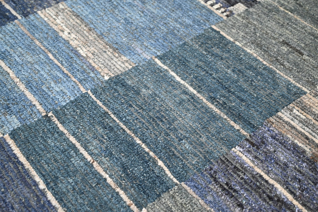 blue Medium rug 5' 2" x 7' 8"