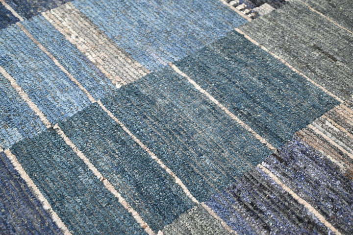 blue Medium rug 5' 2" x 7' 8"
