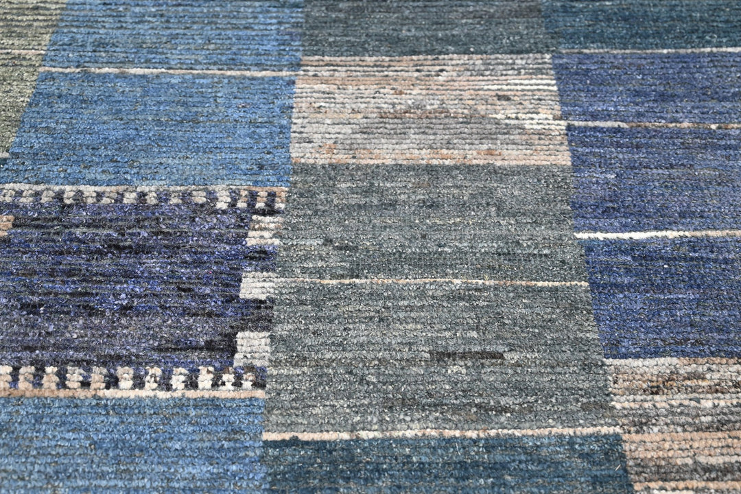 blue Medium rug 5' 2" x 7' 8"