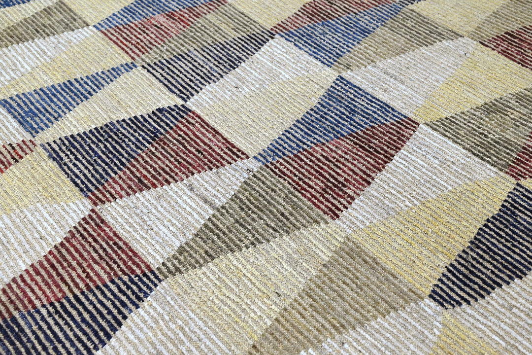 yellow Large rug 6' 11" x 9' 5"