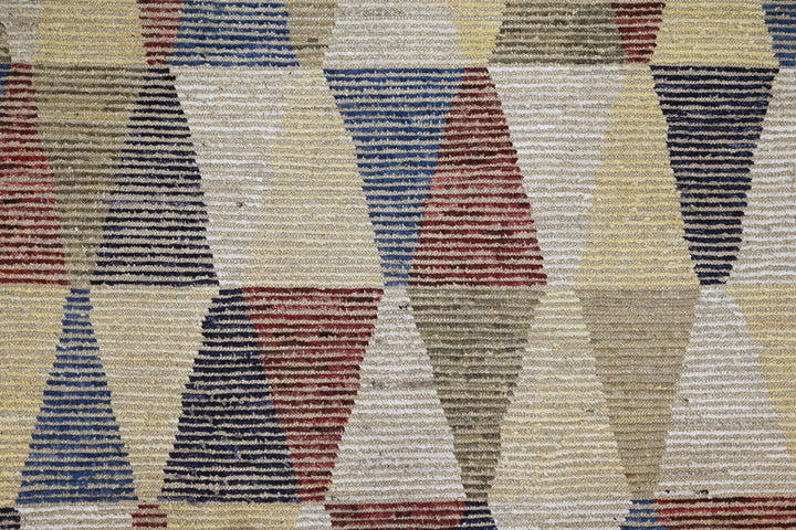 yellow Large rug 6' 11" x 9' 5"