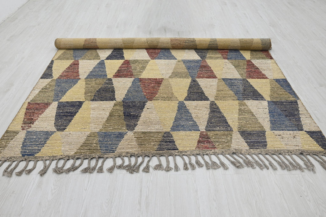 yellow Large rug 6' 11" x 9' 5"