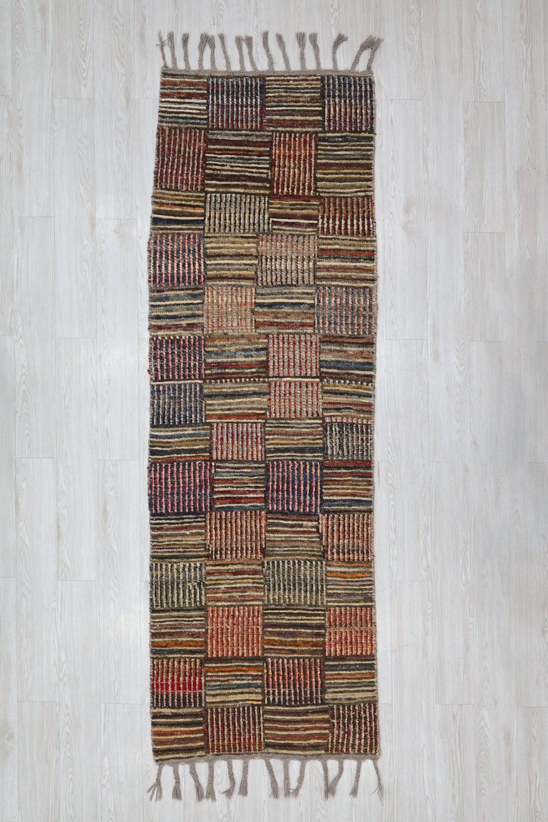 brown Runner rug 2' 8" x 8' 5"