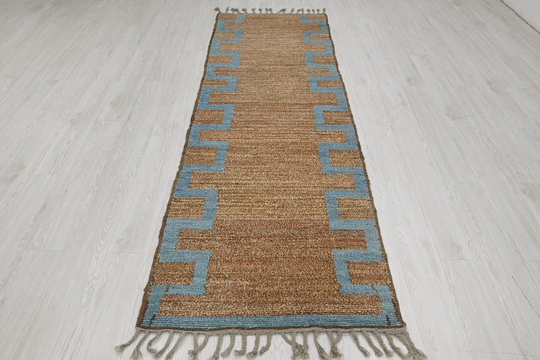 brown Runner rug 2' 9" x 9' 5"