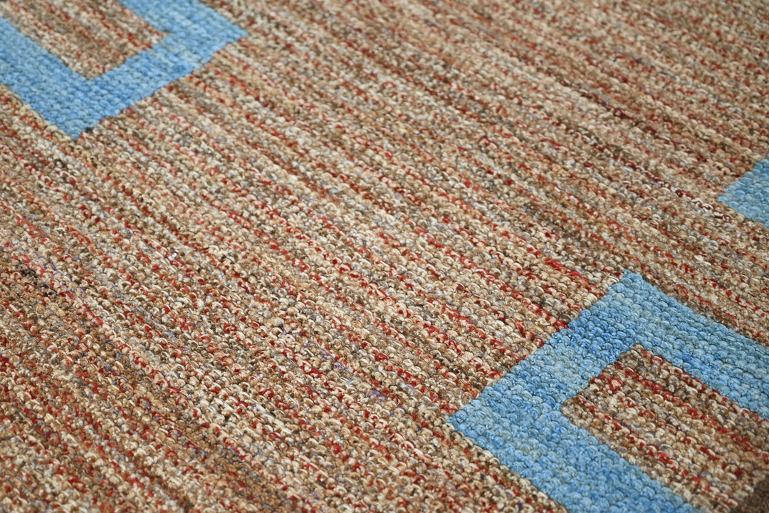 brown Runner rug 2' 9" x 9' 5"