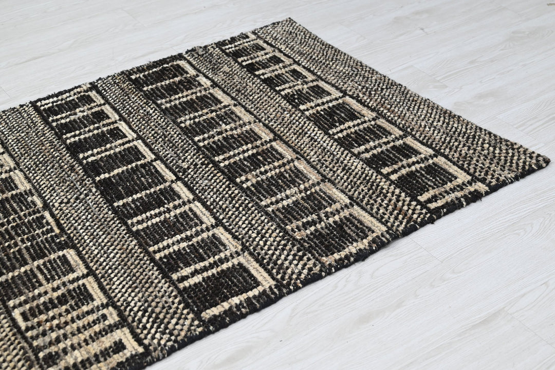 black Runner rug 3' 0" x 9' 0"