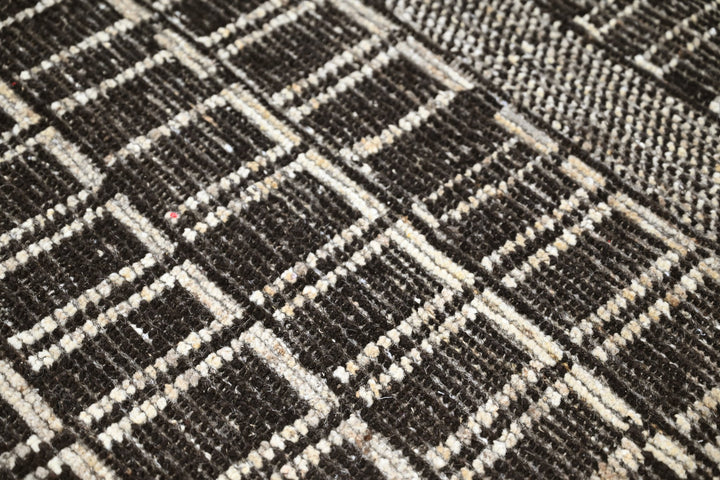 black Runner rug 3' 0" x 9' 0"