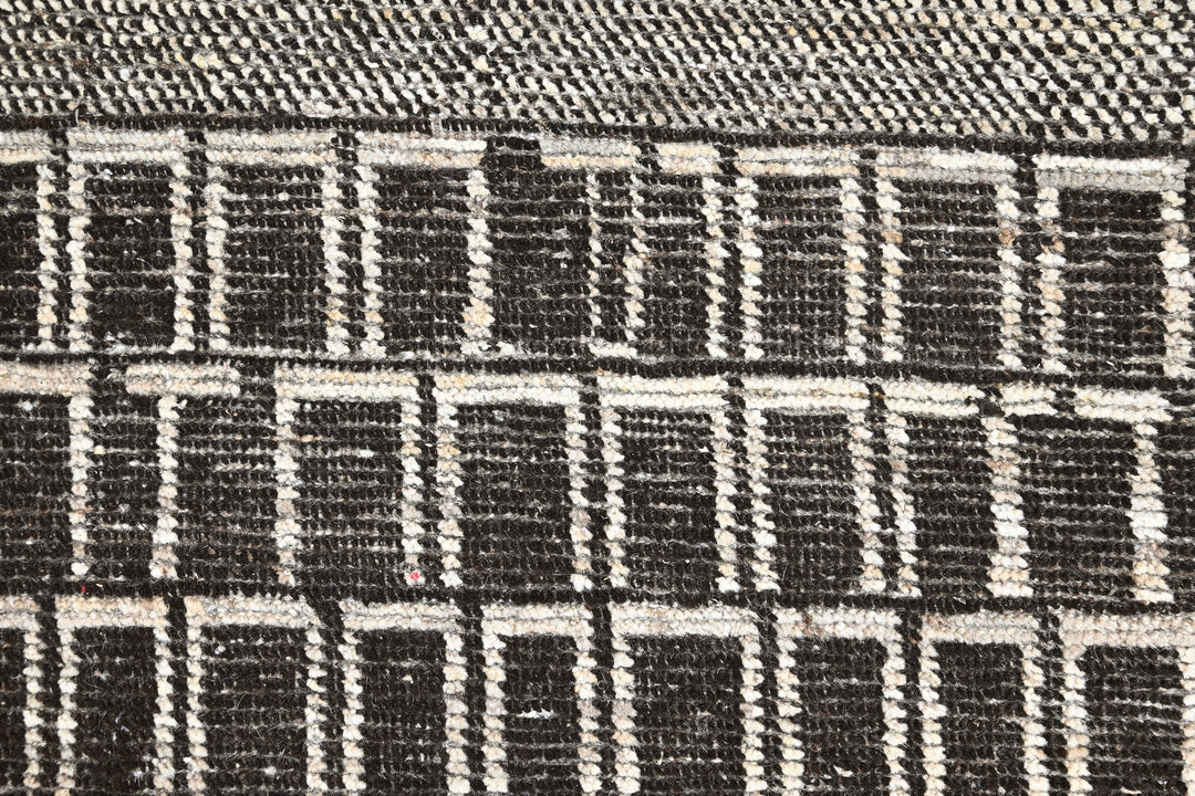 black Runner rug 3' 0" x 9' 0"