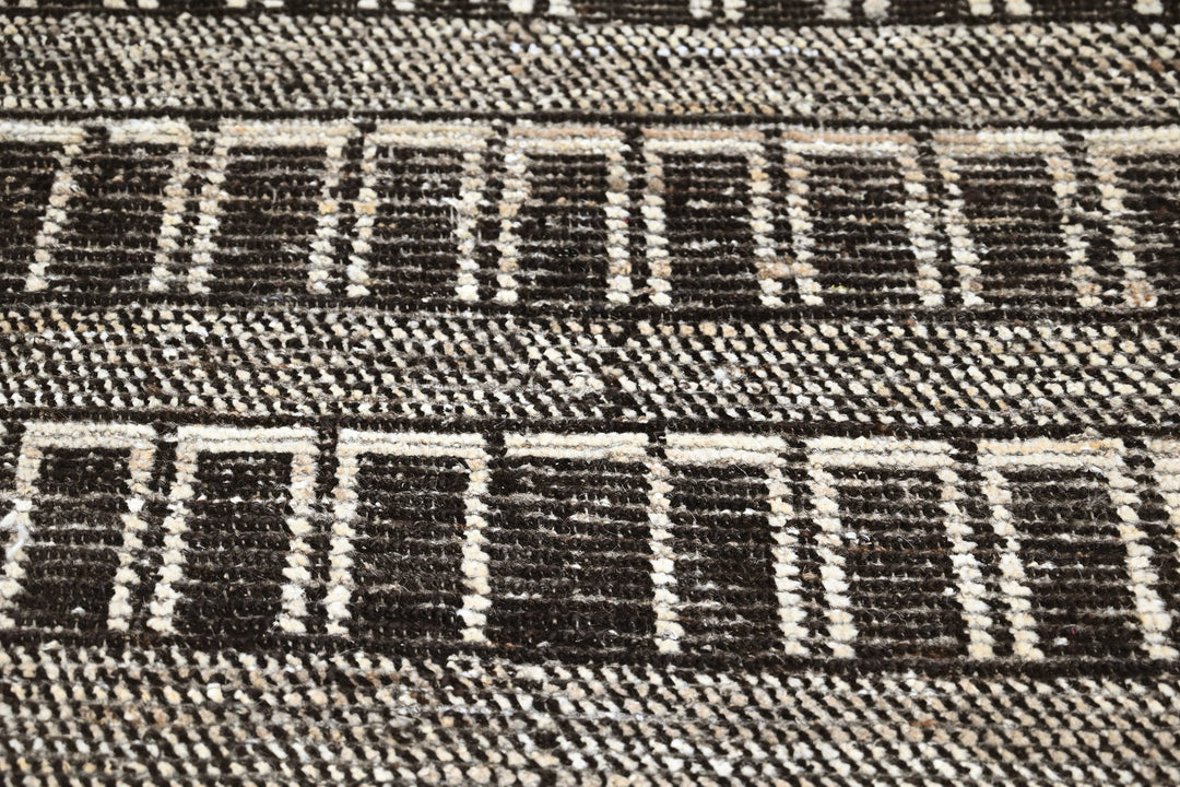 black Runner rug 3' 0" x 9' 0"