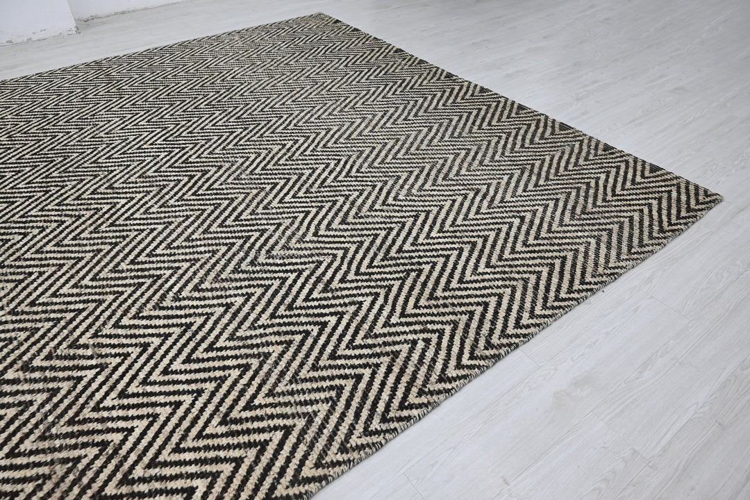 black Oversized rug 9' 0" x 11' 0"