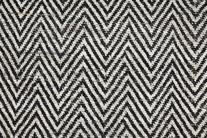 black Oversized rug 9' 0" x 11' 0"