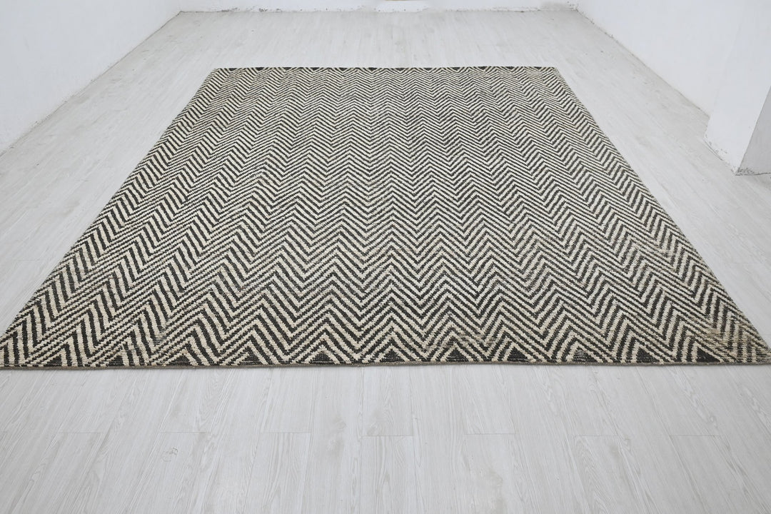 black Oversized rug 9' 0" x 11' 0"