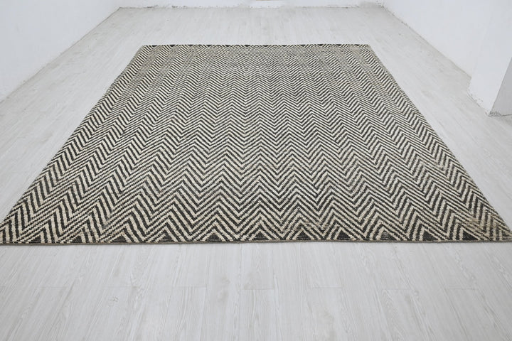 black Oversized rug 9' 0" x 11' 0"