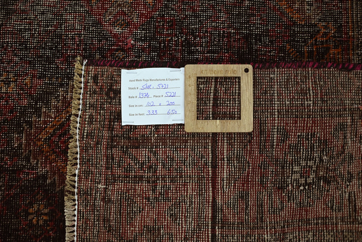 red Medium rug 3' 4" x 6' 7"