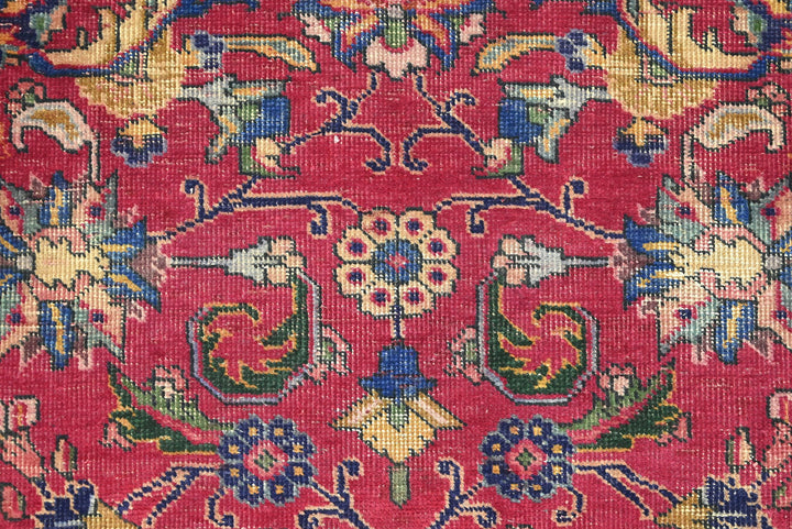 red Medium rug 4' 3" x 6' 11"
