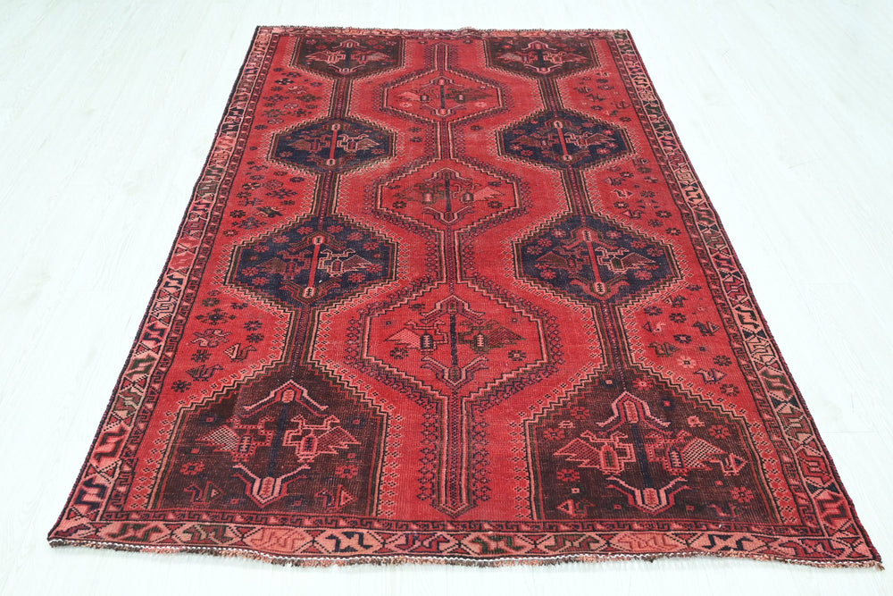 red Medium rug 4' 10" x 7' 5"