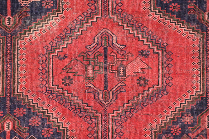 red Medium rug 4' 10" x 7' 5"