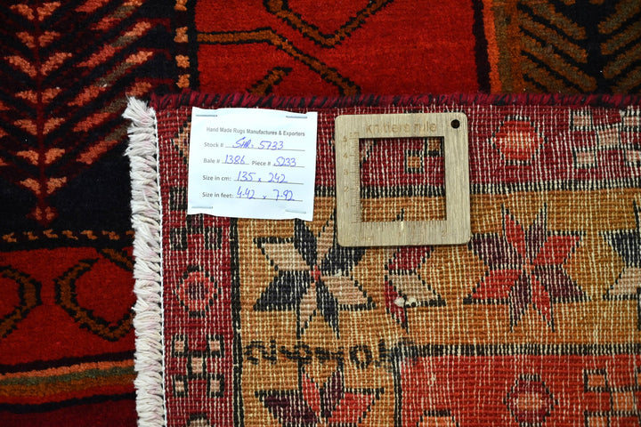red Medium rug 4' 5" x 7' 11"
